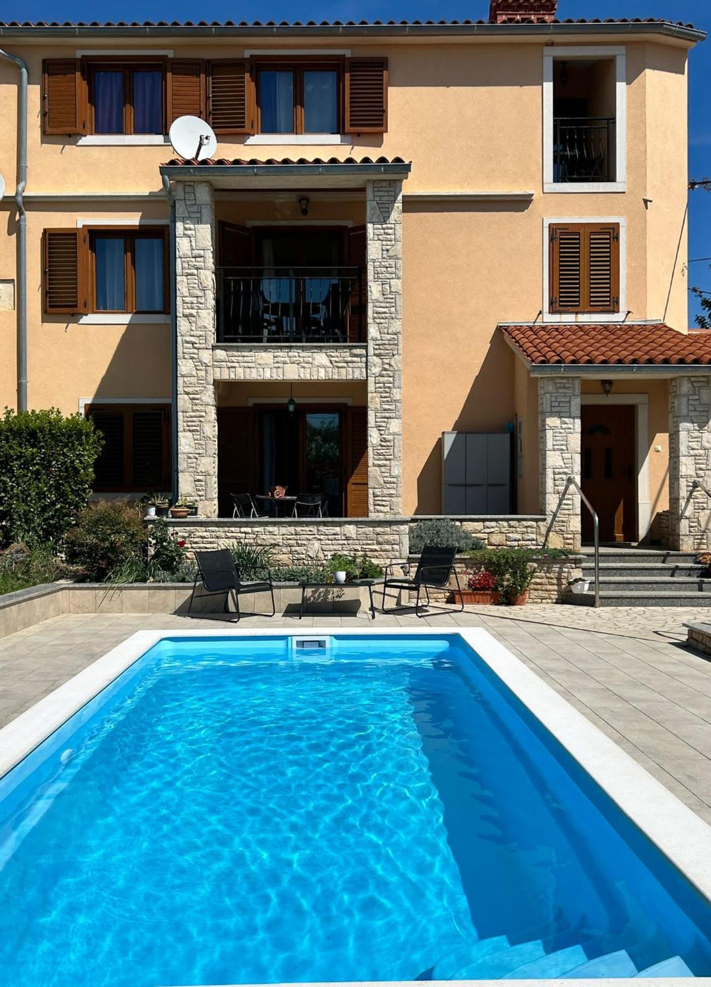 Villa Krasa Sea View Apartmants With Pool Лижнян Екстер'єр фото
