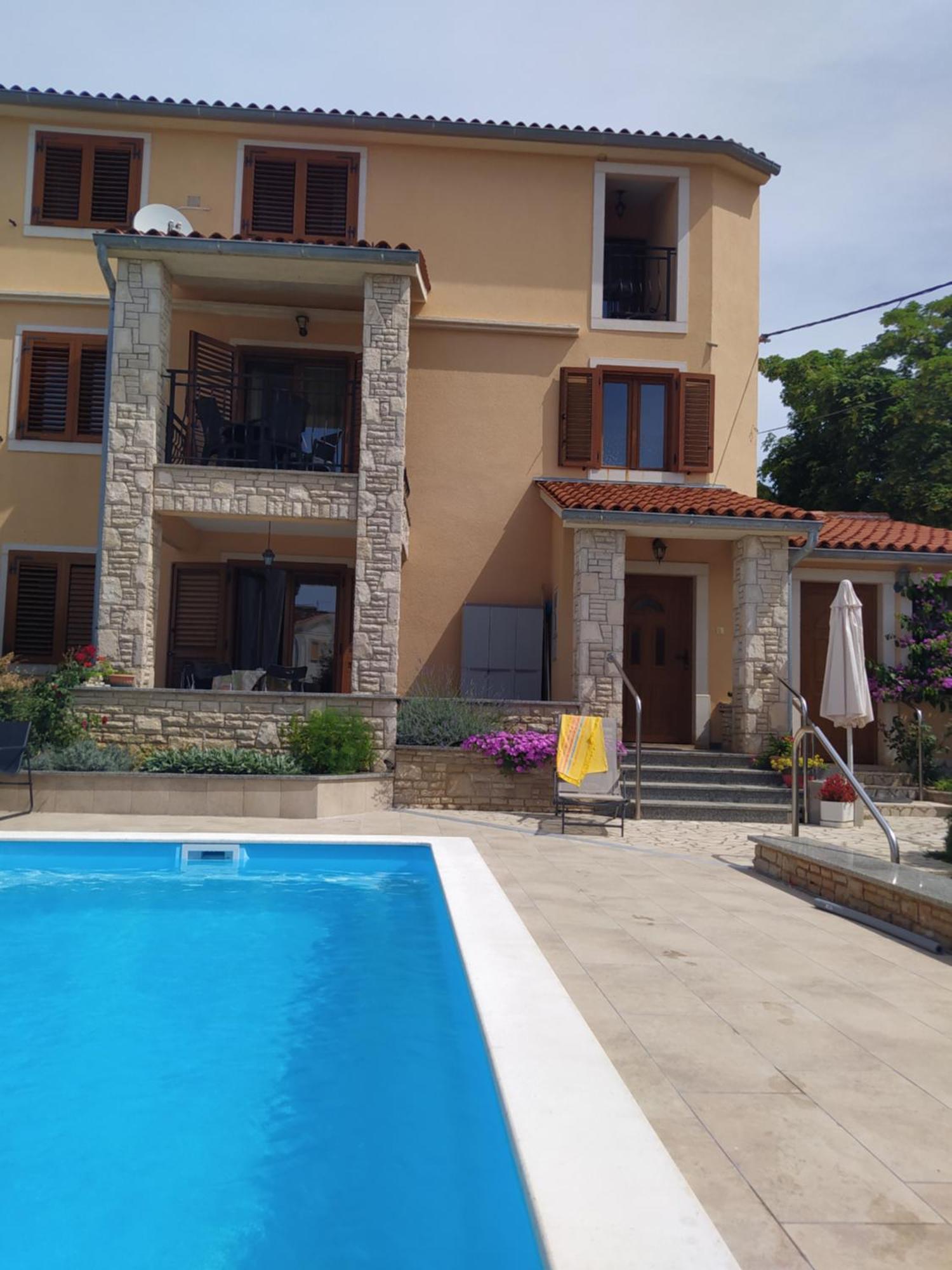 Villa Krasa Sea View Apartmants With Pool Лижнян Екстер'єр фото