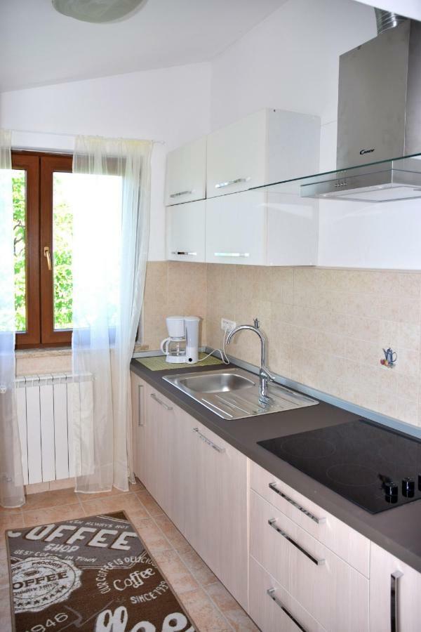 Villa Krasa Sea View Apartmants With Pool Лижнян Екстер'єр фото